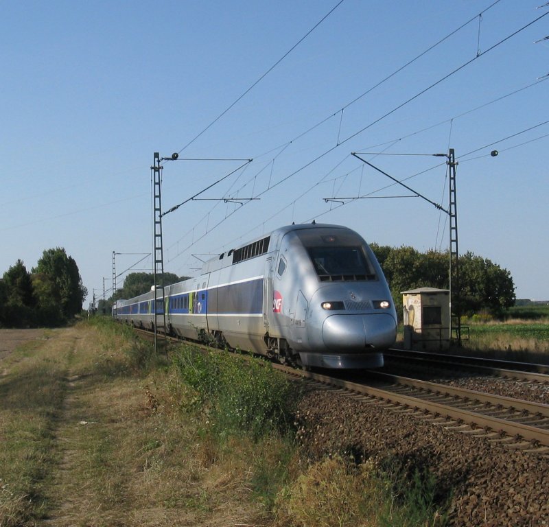 TGV 9552 von Frankfurt(Main)Hbf nach Paris Est.Am 23.08.09 in Lampertheim.