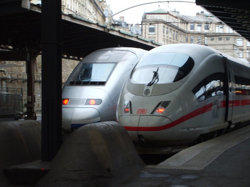 TGV aus Zrich und ICE aus Frankfurt im Pariser Ostbahnhof. 11.05.09