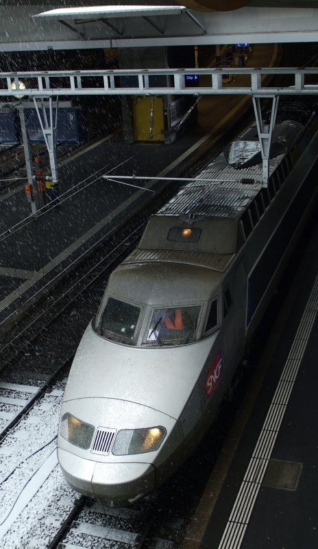 TGV in Bern zum abstellen zur ruhe Pause. Da erst wieder zur Mittagszeit gebraucht wird zur weiterfahrt nach Paris.
22.02.2009