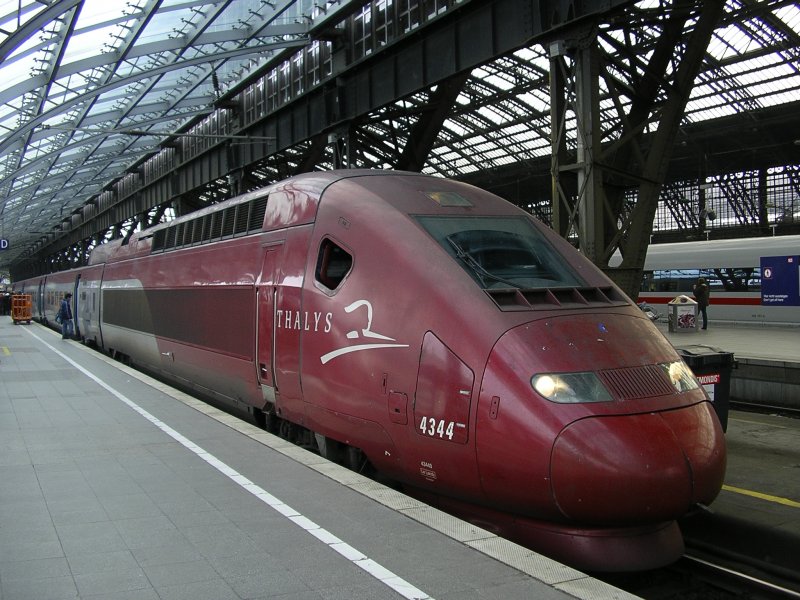 Thalys 4344 als THA 9448 nach Paris - Nord auf Gleis 8 des Klner Hbf´s.(24.02.2008)