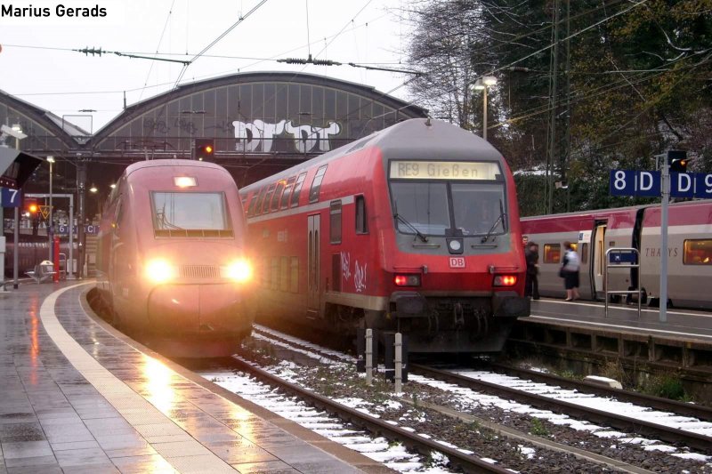 Thalys nach Paris Nord, und RE9 nach Gieen in Aachen Hbf (23.11.2008)