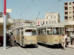 Alexandria: Am Hauptbahnhof treffen sich am 11. Juni 1974 die DÜWAG/Kiepe-GT6 829 und 805, die ursprünglich im Kopenhagener Straßenbahnnetz verkehrten. - Scan eines Farbnegativs. Film: Kodak Kodacolor II. Kamera: Kodak Retina Automatic II.