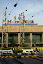 12.4.2012: Bahnhof Baku, der  neue  Teil des Bahnhofs.