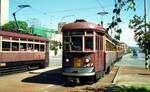 Adelaide Glenelg Tram__Tw 366 nach und 367 von Glenelg nahe der Endstation in Adelaide City.__07-01-1989
