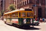 Melbourne Tram 1028 Linie 9 in Bourke Street. Aufnahme: Dezember 1986.