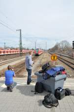 Hinter den Kulissen.