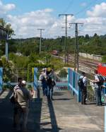 Grüppchenbildung auf dem Parkdeck.