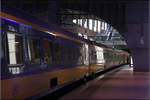 Im Keller -     Ein Zug aus Rotterdam nach der Ankunft im Untergrund von Antwerpen Centraal.