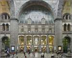 Die monumentale Schalterhalle im Bahnhof Antwerpen Centraal aufgenommen am 13.09.08.