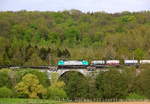 Die Cobra 2829 fährt über das Viadukt von Remersdael(B) mit einem Containerzug aus Gallarate(I) nach Antwerpen- Oorderen(B) aus Richtung Aachen-West über Montzen und fährt in