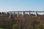 Kohlenzug fhrt ber die Moresneter Brcke in Richtung Aachen West (20.03.2009)