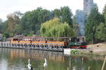 Schmalspurbahn des Tierparkes Pairi Daiza in der Domäne von Cambron (1.