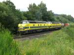 Auch hier eine historische Aufnahme. 5528 und 5539  unter freiem Himmel  sprich ohne Fahrdraht auf dem Weg nach Aachen-West. Aufgenommen am 19/07/2008 bei Gemmenich/Botzelaer.