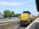 LINEAS 7786 (92 88 0077 086-1 B-LNS) als Schlusslok an einem Güterzug Richtung Hannover, am 18.07.2023 in Sarstedt.