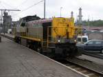 Rangierlok 7800 wartet auf einem Nebengleis auf den nächsten Einsatz im Bahnhof von Oostende am 18.05.07.