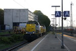 7786,7785 bede von SNCB kommen als Lokzug aus Oberhausen-West nach Hermalle-Huy(B)  und fahren  durch Aachen-West in Richtung Montzen/Belgien.