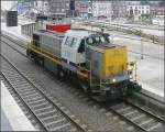 Die Diesellok 7761 durchfhrt am 28.06.08 nach geleisteter Schubarbeit den Bahnhof Lige Guillemins.