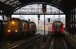 7870,7785,7786 alle drei der SNCB stehen in Aachen-Hbf.
Aufgenommen vom Bahnsteig 2 vom Aachen-Hbf. 
Bei Regenwetter am Nachmittag vom 16.12.2015.