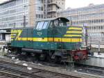 SNCB-Rangierlok 8214 auf einem Abstellgleis im Bahnhof Bruxelles-Midi.