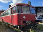 Der Triebzug 998 744-7 im Historisches Bahnbetriebswerk Gera.