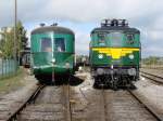 Mariembourg - Tw. 608.05 und E-lok 101.012 fertig nach der neue Heimat : Die Museum von Treignes (CFV3V) - 27-09-2010