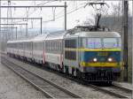 Der IC 97  Iris  gezogen von den SNCB E-Lok 2002 durchfhrt am 01.03.09 den Bahnhof von Hollerich in Richtung Luxemburg.