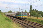 Belgiën
Lok 2105 mit Personenzug P7076 Aalst - Bruxelles-Midi in Sint-Martens-Bodegem
9/8/2021