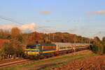 Belgiën  Lok 2108 von SNCB mit Personenzug S10 8016 Brussel-Zuid - Aalst, im Sint-Martens-Bodegem  23/10/2020
