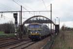 Altbau E-Lok SNCB 2617 fhrt zusammen mit 2359 einen Gterzug bei Lint
Richtung Brssel. Es ist der 28.03.1997 um 11.05 Uhr.