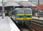 2742 mit IC 1518 Knokke - Tongeren am 5.Juli 2011 in Leuven