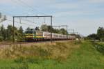 HLE 2734 schiebt den IC2615 Antwerpen Centraal - Tongeren bestehend aus M4-Wagen dem nächsten Halt in Hasselt entgegen.