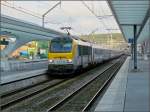 Der Bahnhof Lige Guillemins ermglicht es den IC A Eupen-Oostende in seiner vollen Lnge aufs Bild zu bekommen. 28.06.08 (Hans)