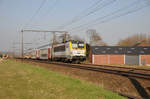 Siemens EuroSprinter mit modernen Doppelstockwagen kurz vor Erreichen vom Zielbahnhof Tongeren.