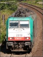 Als Leerzug hinauf nach Belgien in ihre Heimat ist die 2819 (Cobra) unterwegs bei   Reinharzkehl am Gemmenicher Tunnel.