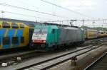 hle 2808 auf Solofahrt, Aufnahme am 25.04.2009 in Bahnhof Roosendaal