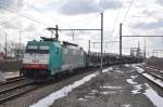 NMBS hle 2810 mit leeren Autozug, Antwerpen-Luchtbal 14/03/2013