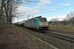 Die COBRA 2837 alias E186 229-1 mit einem Tankwagenzug am Haken gen Neuss fahrend auf der Kbs 495 am Freitag den 24.2.2017