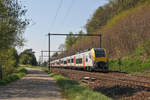 SNCB/NMBS Triebzug 08590 (Desiro) am 20.04.2019 in Testelt gen Diest.