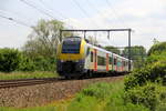 SNCB/NMBS Triebzug 08007 Desiro und fährt durch Testelt(B) in Richtung Aarschot(B).