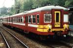 674 mit LL7059 Lige Guillemins-Waremme auf Bahnhof Lige Guillemins am 25-10-1993. Bild und scan: Date Jan de Vries.