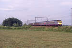 NMBS 315 und 394 als IC-2106 von Brussel Zuid nach Luxembourg bei Autelbas-Barnich, 05.06.1998, 09.20u.