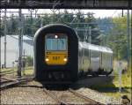 Gumminase 507 kommt aus Bruxelles Midi und hat den Anstieg zum Bahnhof von Arlon fast geschafft. 27.04.08