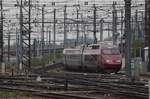 Am 19.08.2016 nähert sich THA 9321 aus Paris Nord seinem Endbahnhof Brüssel Midi von Süden her.