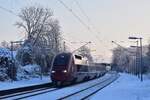 Während sich der Nebel so langsam auflöst und die Sonne aufsteigt kommt rauscht der Thalys 4332 durch Eschweiler Nothberg gen Aachen.