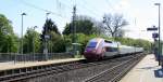 Der Thalys aus Paris(F)-Köln-Hbf kommt aus Richtung Aachen-West als Umleiter und fährt durch Kohlscheid und fährt in Richtung Herzogenrath,Neuss bei schönem Frühlingswetter am