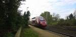 Der Thalys aus Paris(F)-Köln-Hbf kommt aus Richtung Aachen-West als Umleiter und fährt durch Kohlscheid und fährt in Richtung Herzogenrath,Neuss.