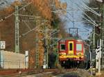 Der Belgische Triebzug 268 (AM65) auf dem Weg nach Lttich ereicht am 29.11.2011 die Kuppe der Sdrampe von Aachen Hbf zum Buschtunnel.