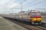 AM 811 und 844 L-trein Roosendaal-Antwerpen, aufgenommen 29/12/2012 in Bahnhof Antwerpen-Luchtbal