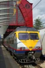 Triebzug der Reihe AM 80  break  Nr 365 im Hauptbahnhof Antwerpen (Antwerpen-Centraal), August 2010