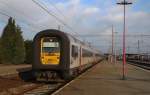 IC 712 (Antwerpen C - Lille Flandres) hat hier in Mouscron soeben einen Halt eingelegt und setzt nun seine Fahrt fort, um in ca 5 Minuten, die franzsische Stadt Tourcoing zu erreichen.